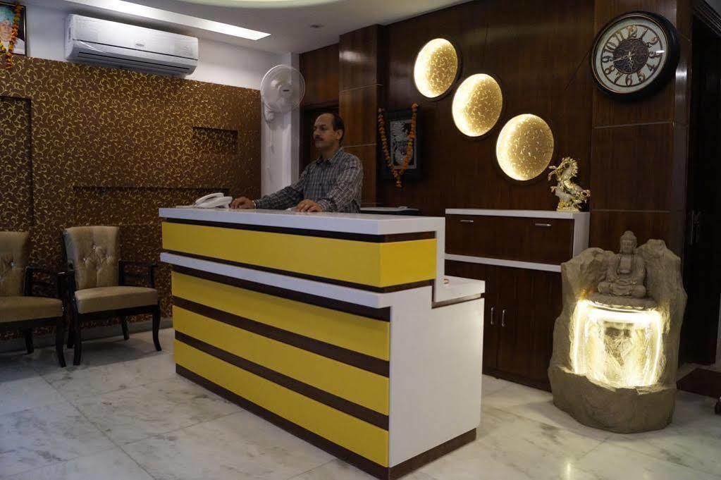 Omega Residency Hotel New Delhi Exterior photo